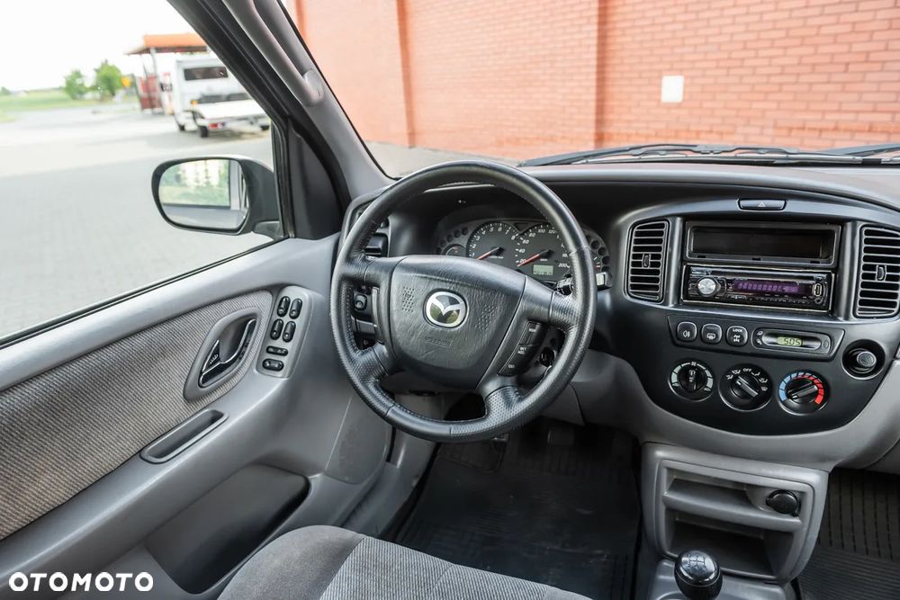 Mazda Tribute 4x4 Exclusive - 20