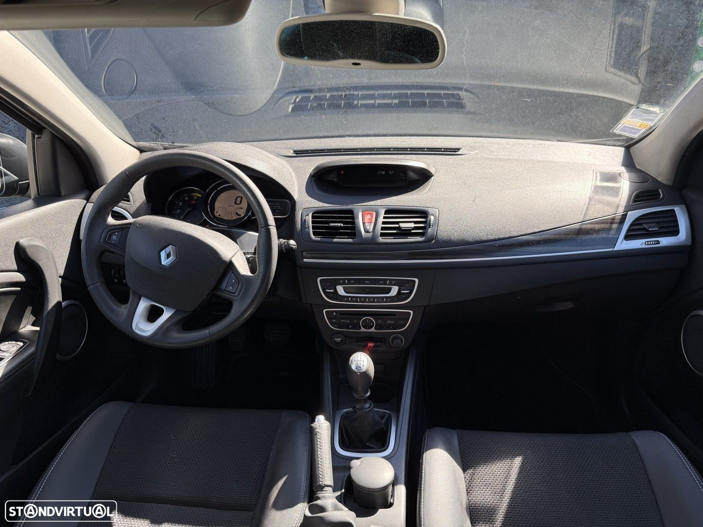 Renault Mégane 1.5 dCi Dynamique - 8
