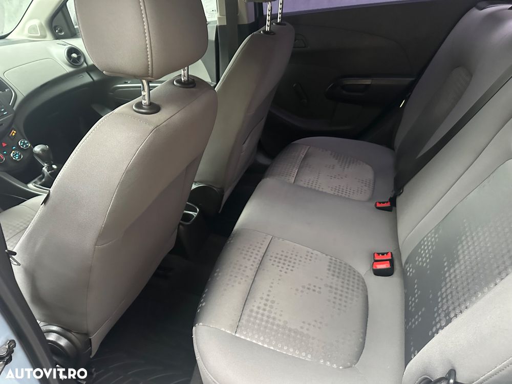 Chevrolet Aveo 1.2 DOHC 86 CP MT5 LS - 10