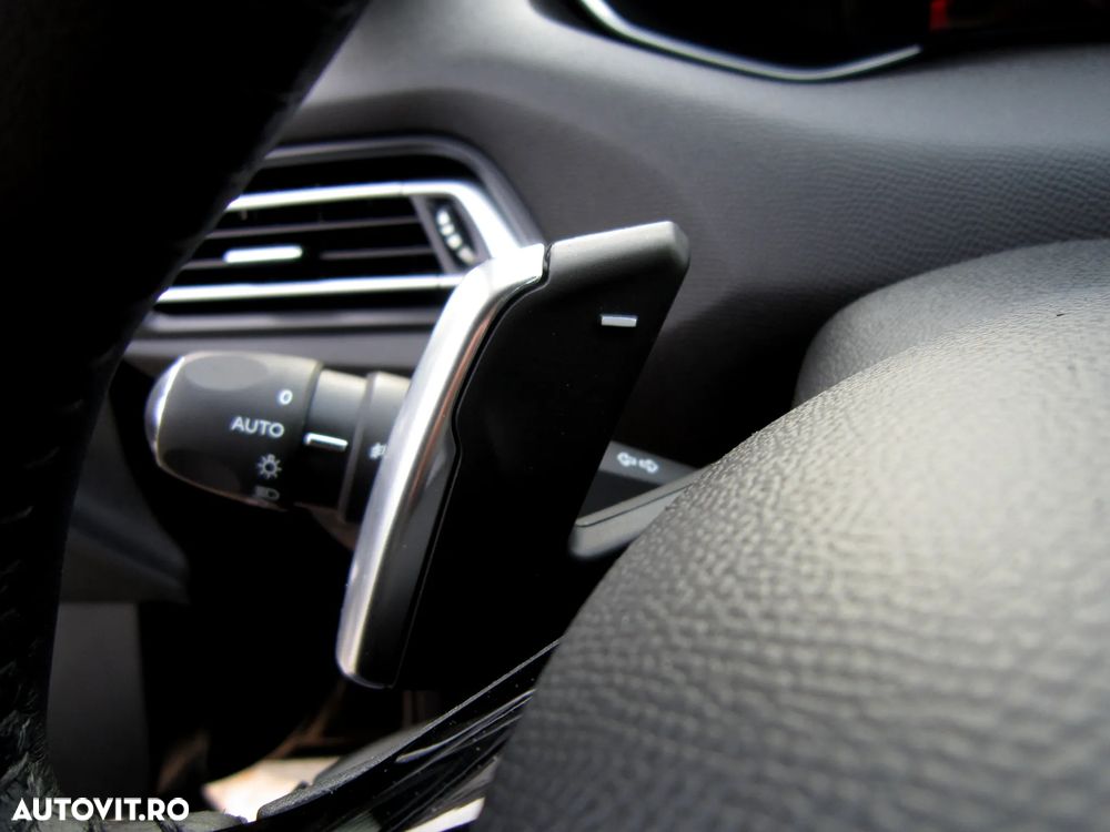Peugeot 308 BlueHDi 130 EAT8 Stop & Start Active Pack - 12