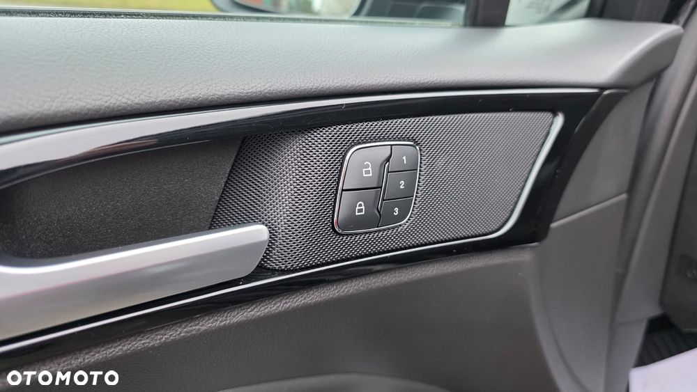 Ford Mondeo SW 2.0 Ti-VCT ST-Line - 10