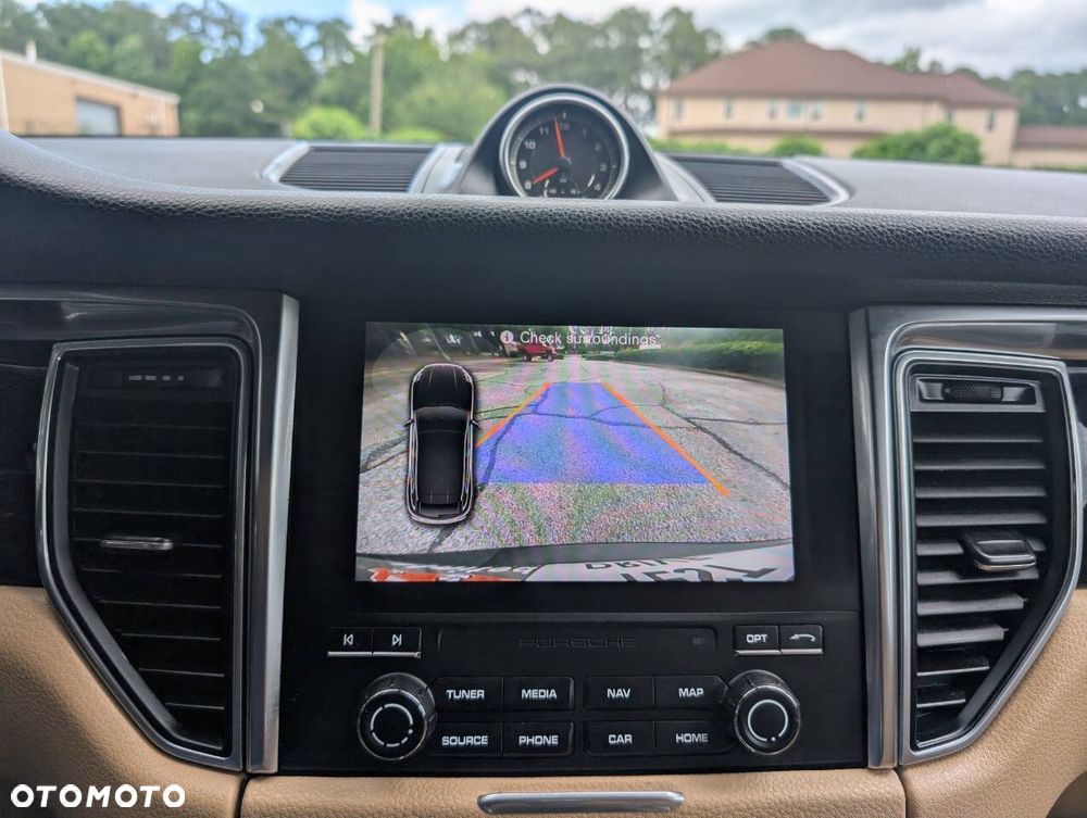 Porsche Macan Standard - 15