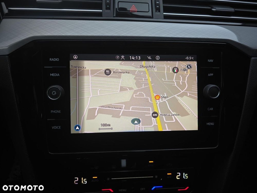 Volkswagen Passat - 19