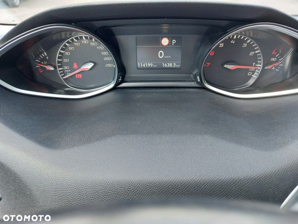 Peugeot 308 1.2 PureTech Allure S&S EAT6 - 27