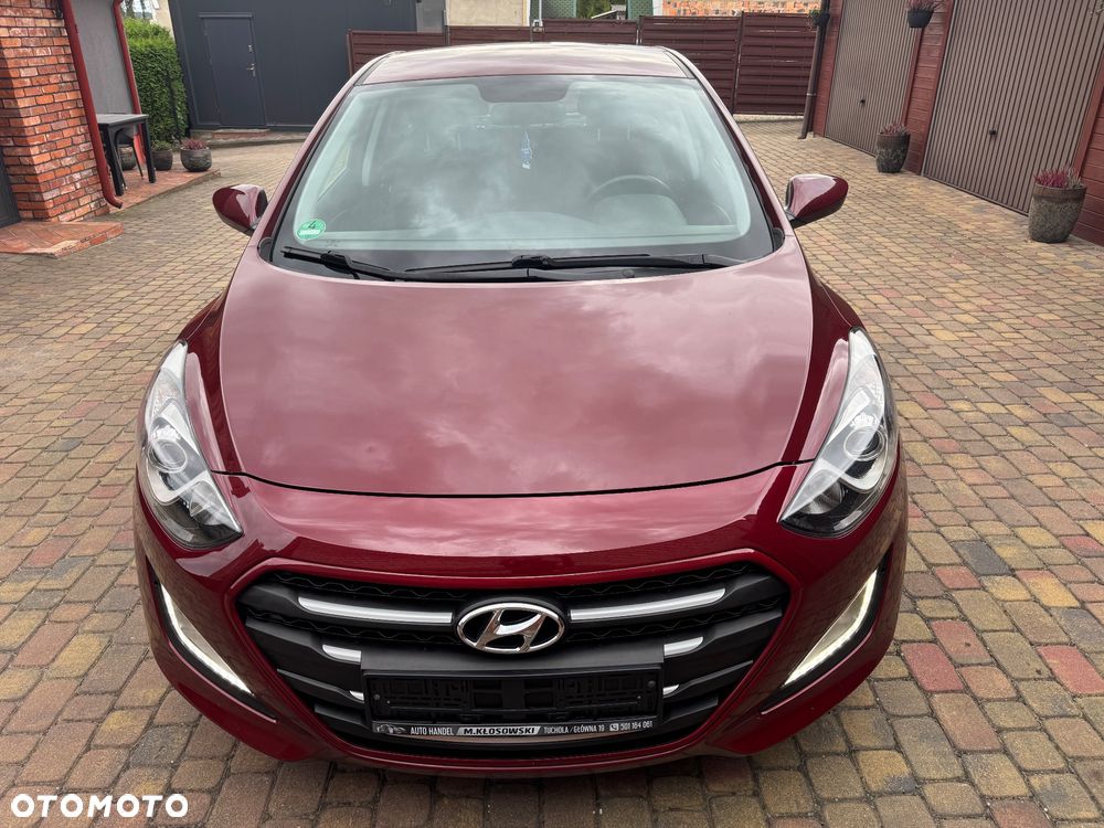 Hyundai i30 blue 1.4 Trend - 13