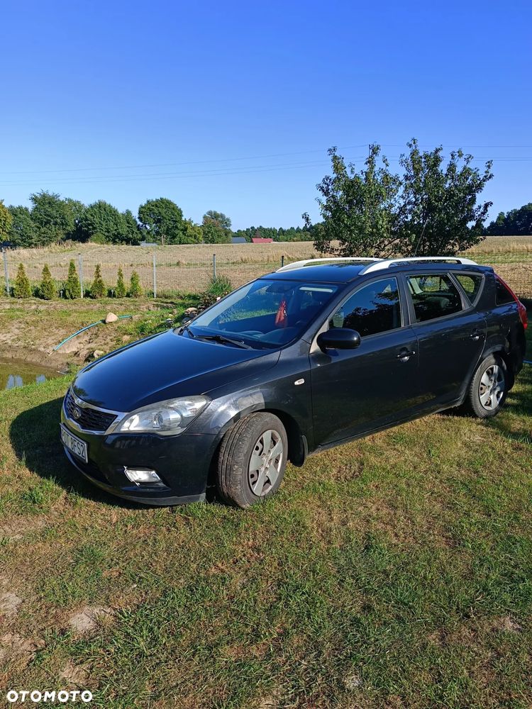 Kia Ceed - 6