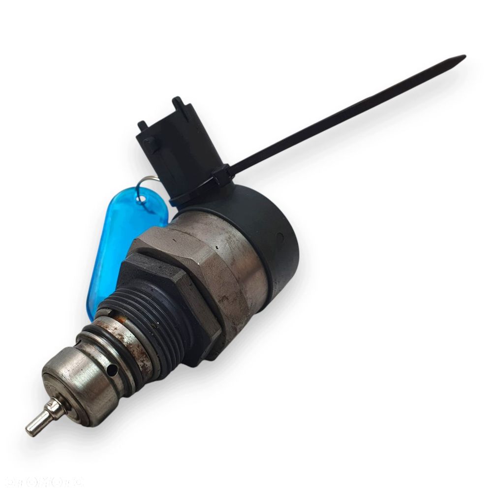 REGULATOR CIŚNIENIA PALIWA Peugeot 308 508 Citroen C4 0281006135 9671002980 - 6