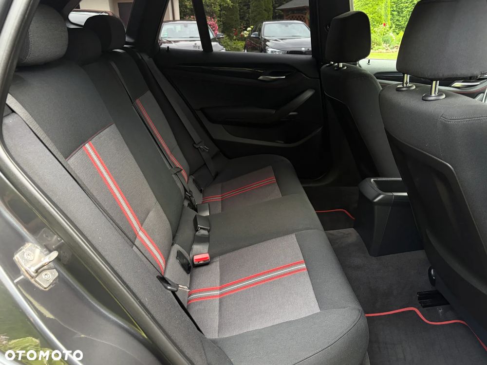 BMW X1 xDrive18d Sport Line - 8