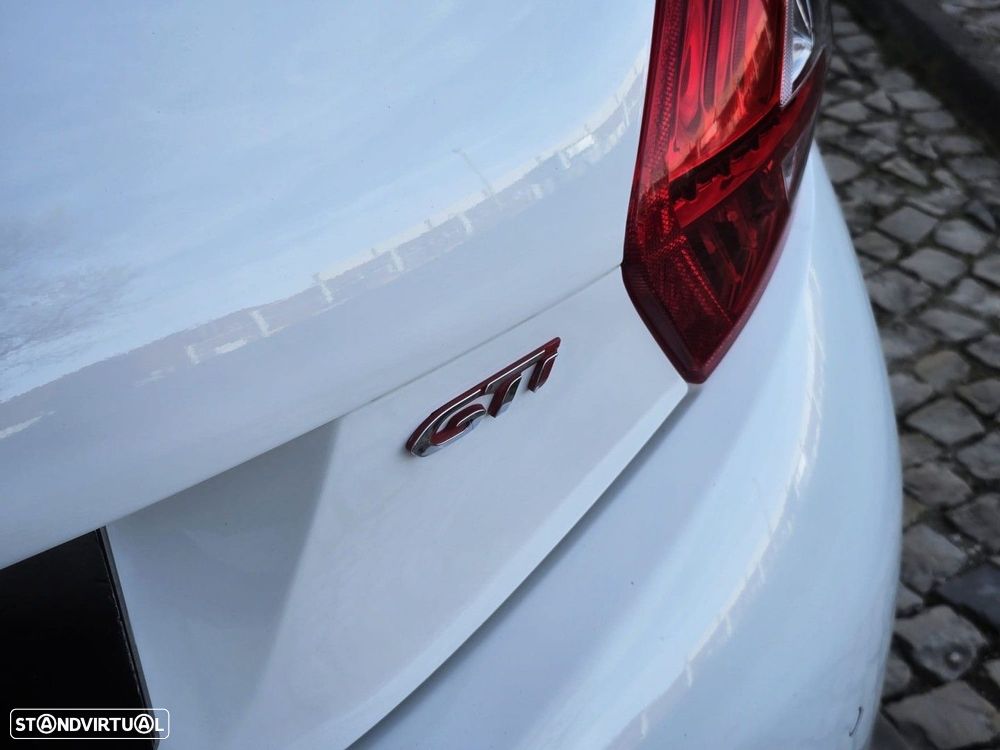 Peugeot 208 1.6 THP GTi - 16
