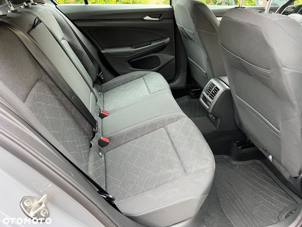 Volkswagen Golf 2.0 TDI SCR Life - 30