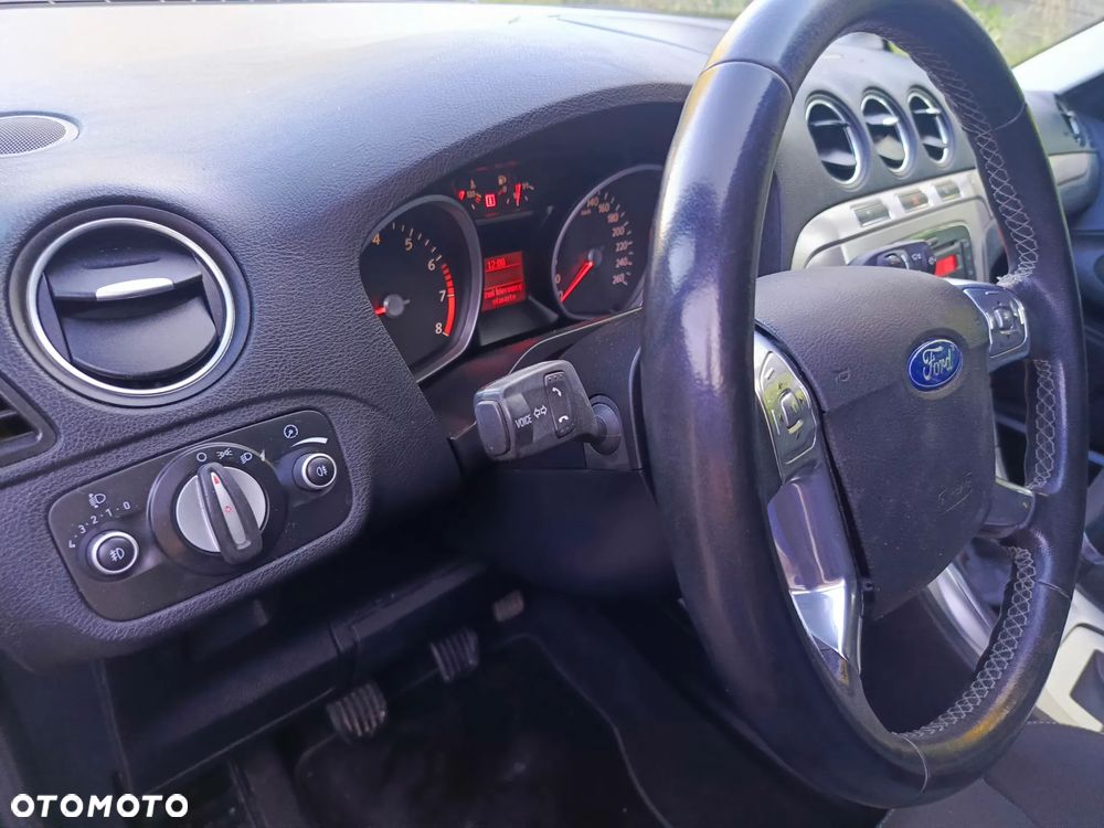 Ford S-Max 2.0 Titanium - 20