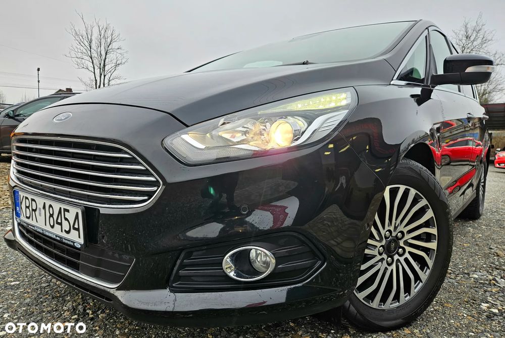 Ford S-Max - 15