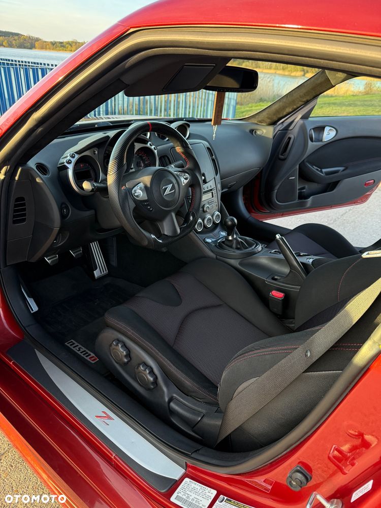 Nissan 370 Z 3.7 V6 Nismo - 12