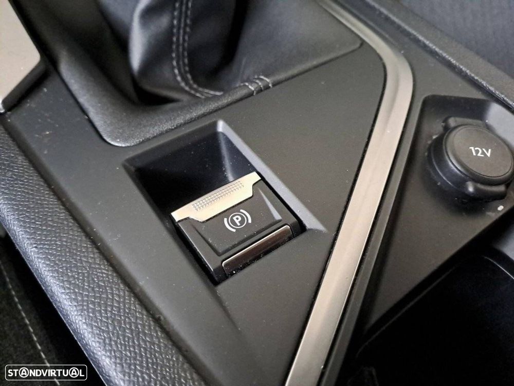 Peugeot 308 1.2 PureTech Active Pack - 18