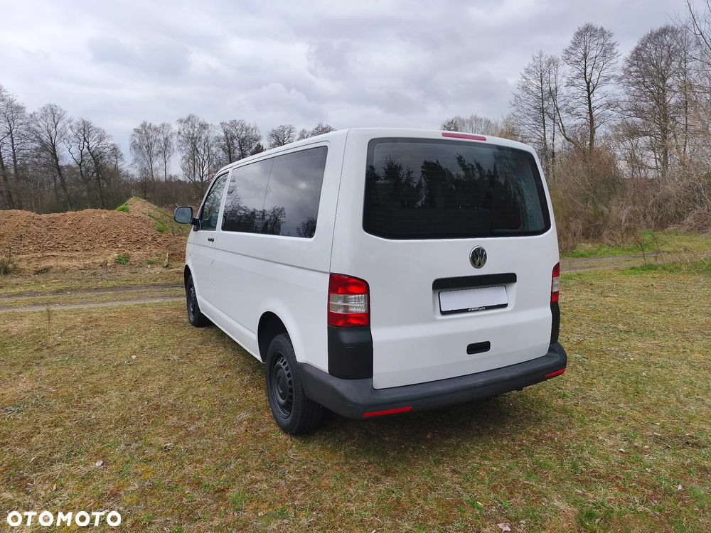 Volkswagen Transporter - 11