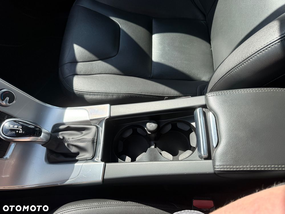 Volvo S60 D2 Geartronic Kinetic - 31