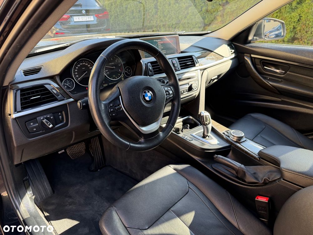 BMW Seria 3 320d Efficient Dynamic Edition Luxury Line - 23