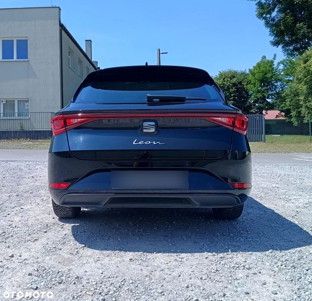 Seat Leon 1.5 eTSI Xcellence DSG - 4
