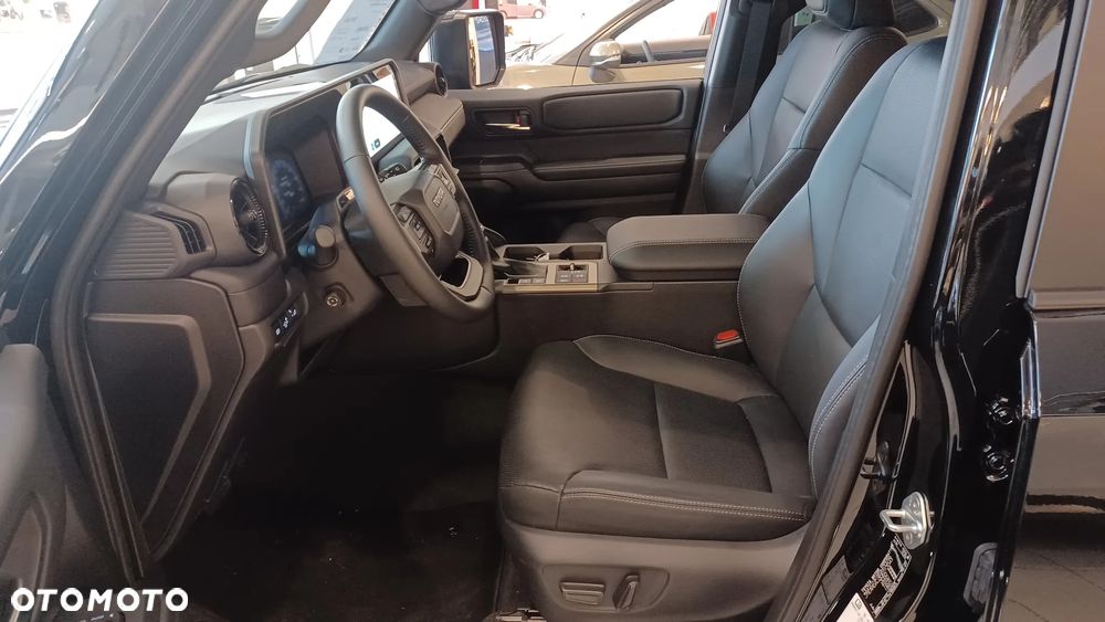 Toyota Land Cruiser - 11