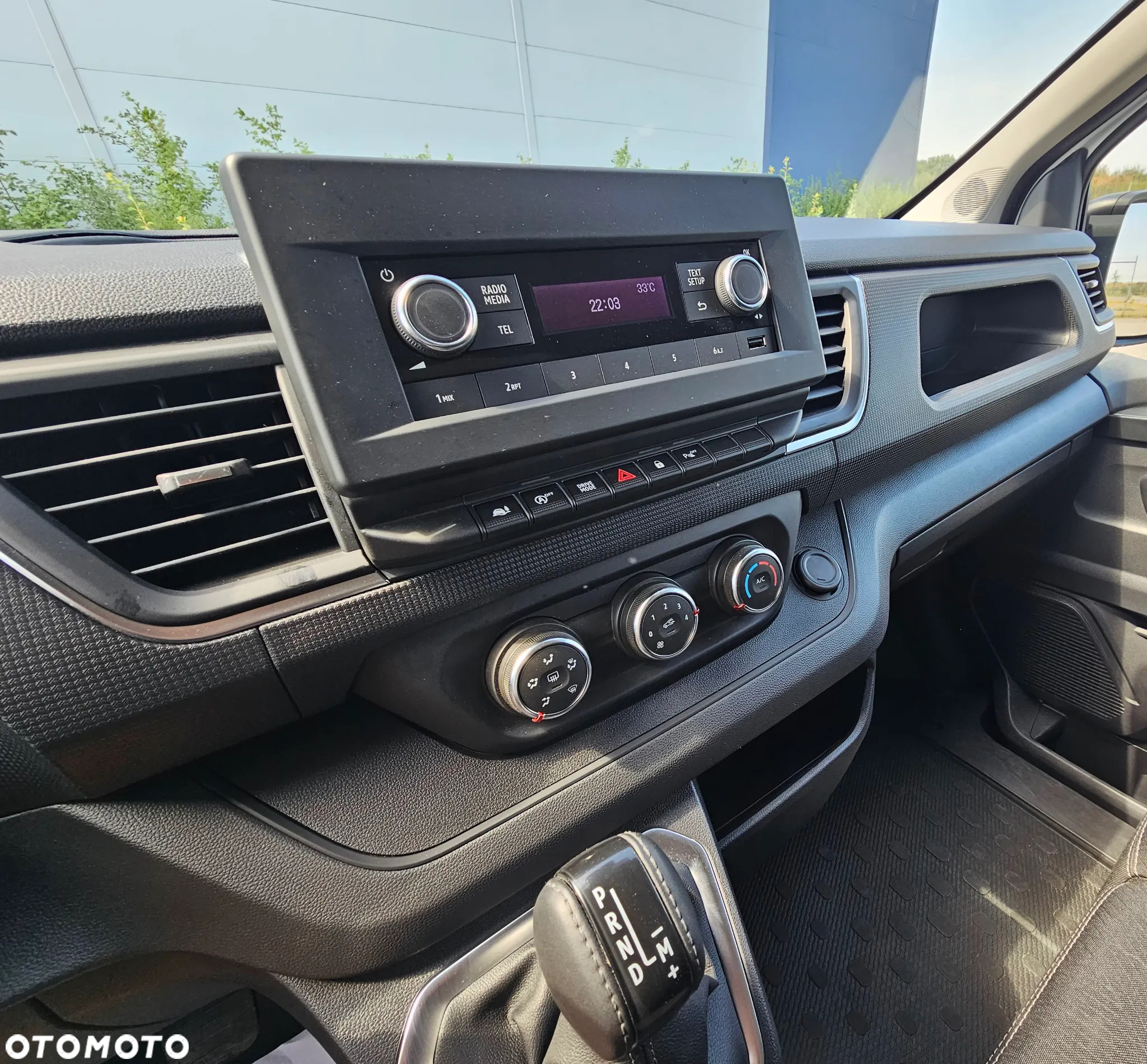 Renault TRAFIC - 9