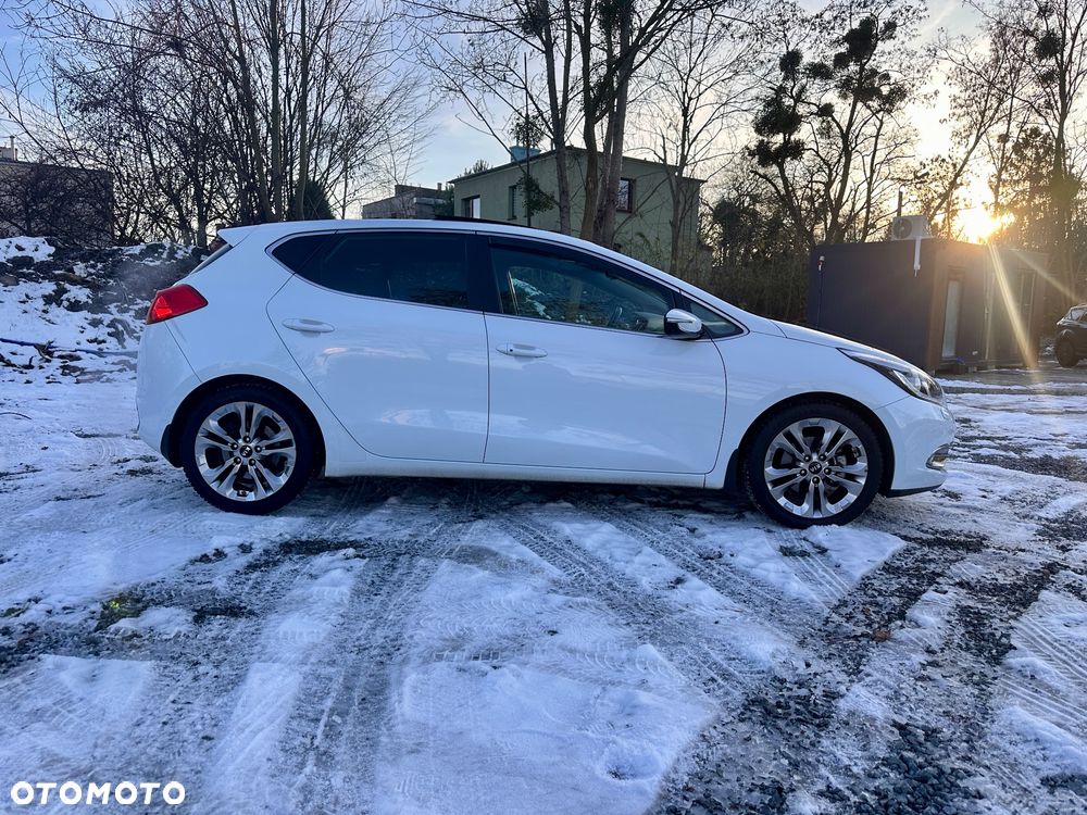 Kia Ceed 1.6 GDI DCT Platinum Edition - 4