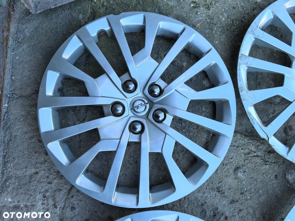 Opel Vivaro C Zafira D Kołpaki 17" KOMPLET - 4