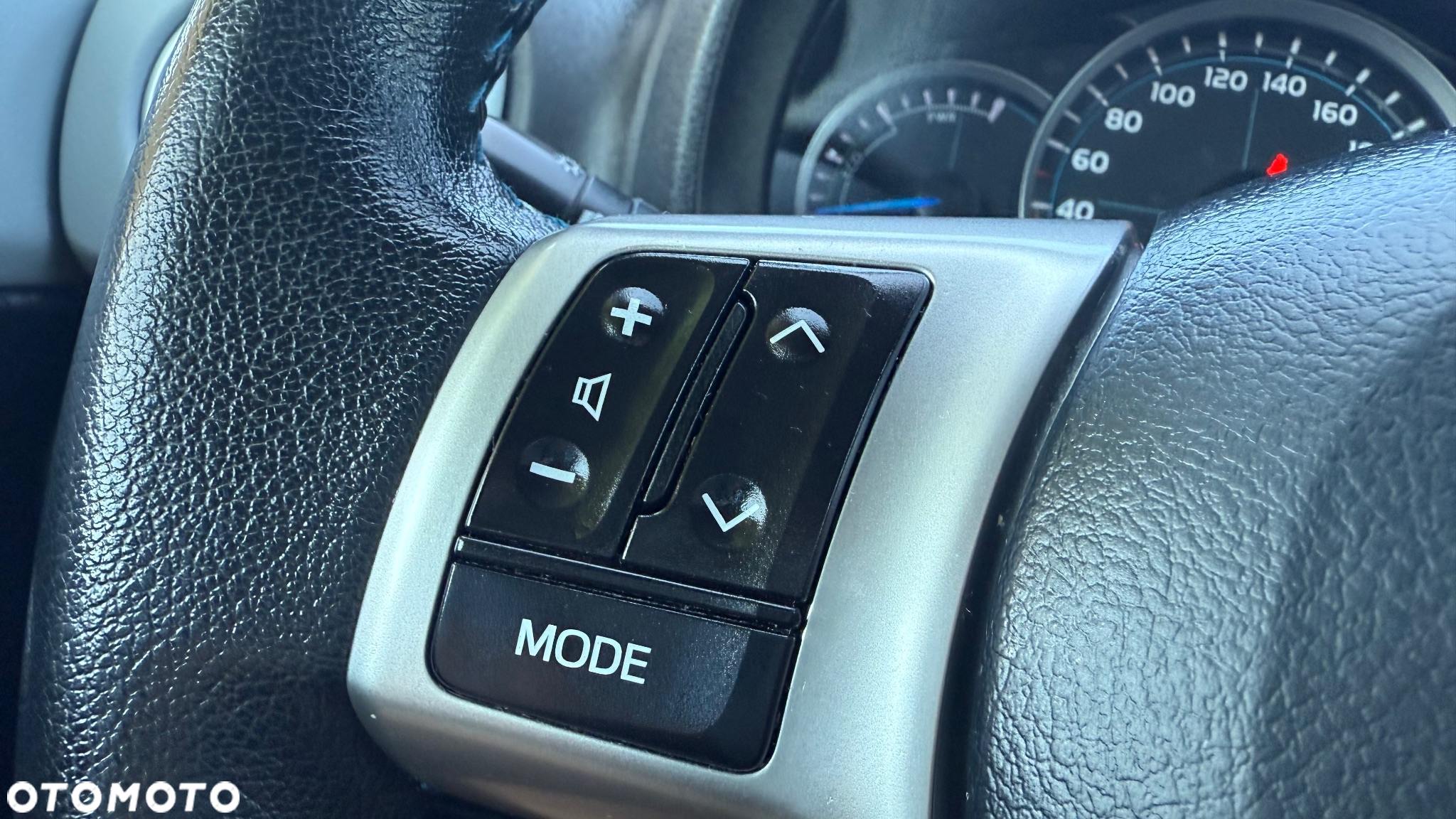 Toyota Yaris Hybrid 100 Active - 31