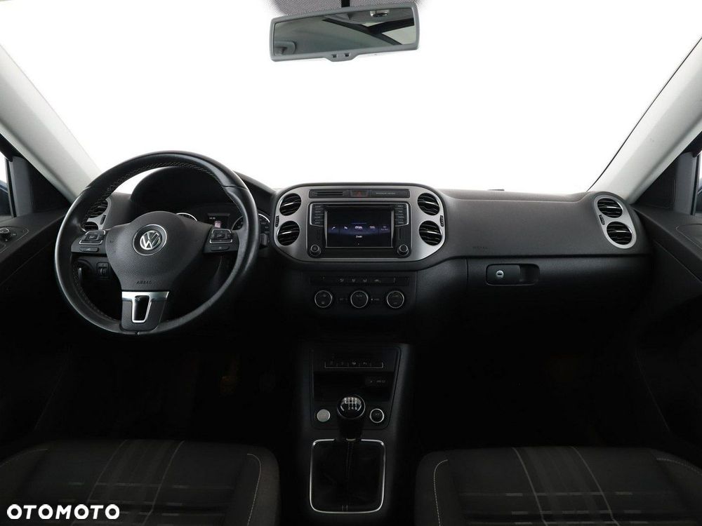 Volkswagen Tiguan 2.0 TDI SCR BlueMotion Technology Lounge Sport & Style - 16