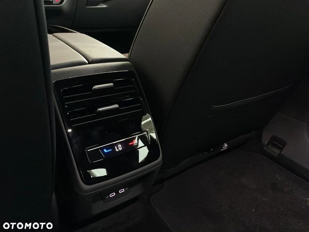 Volkswagen ID.7 - 25