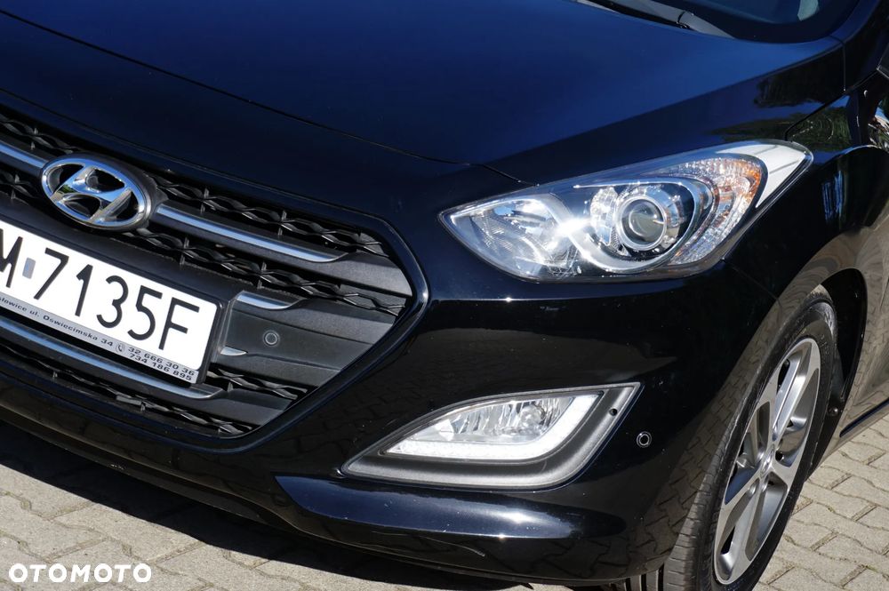 Hyundai i30 blue 1.6 GDI YES Gold - 15