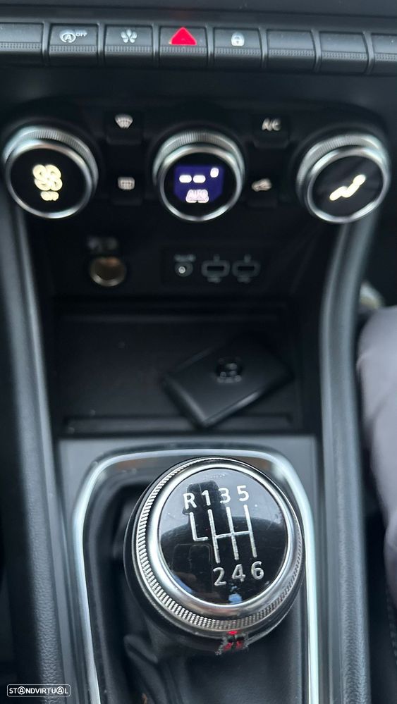 Renault Captur 1.0 TCe Intens Bi-Fuel - 16