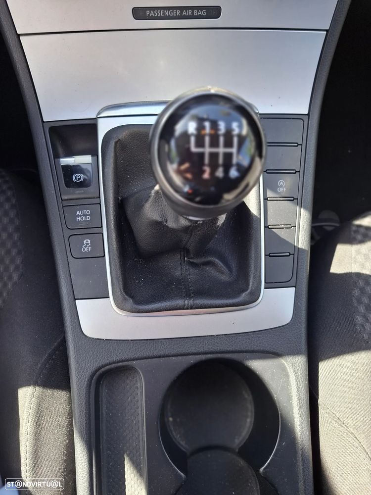 VW Passat Variant 1.6 TDI BlueMotion - 7