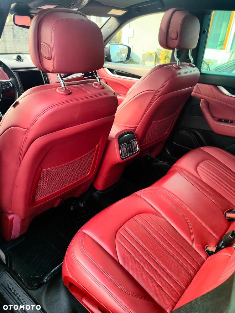 Maserati Levante Essence - 13