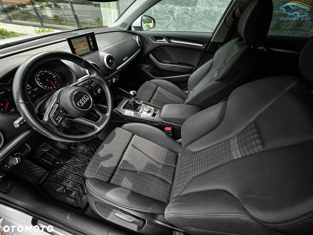 Audi A3 Sportback 1.6 TDI (clean diesel) Attraction - 16