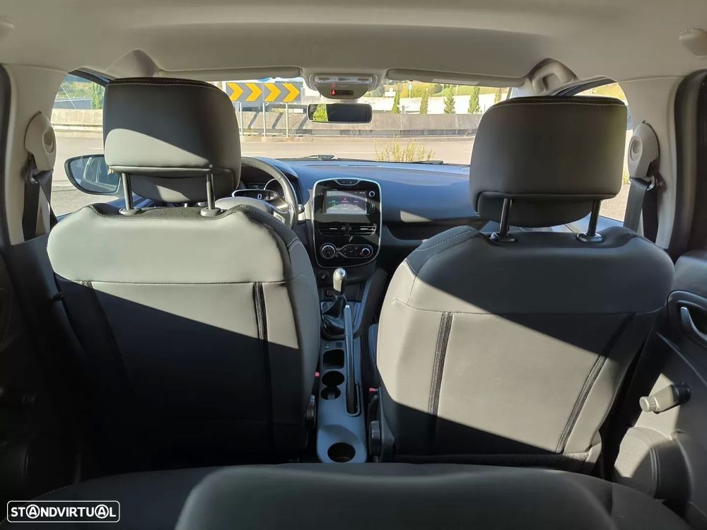 Renault Clio - 14