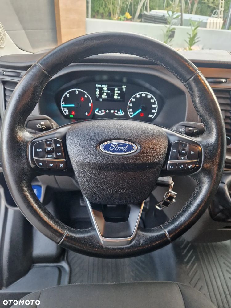 Ford Transit - 16