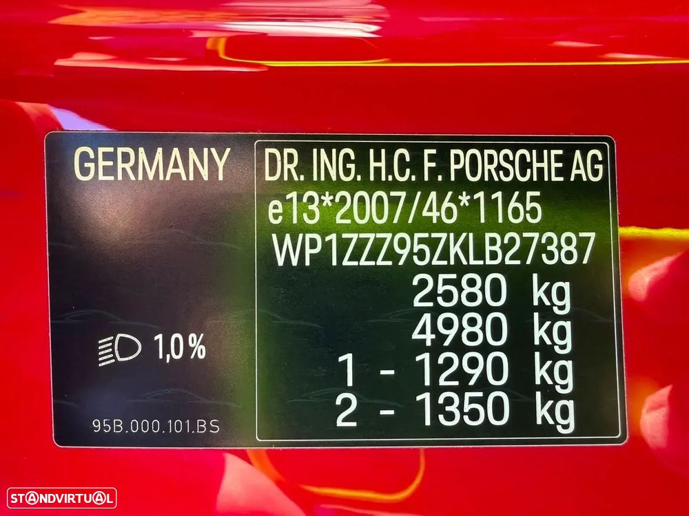 Porsche Macan S - 36