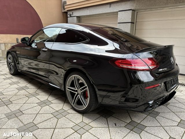 Mercedes-Benz C 63 AMG S Coupe Aut. - 3