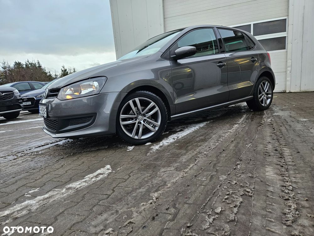 Volkswagen Polo 1.6 TDI DSG Highline - 1