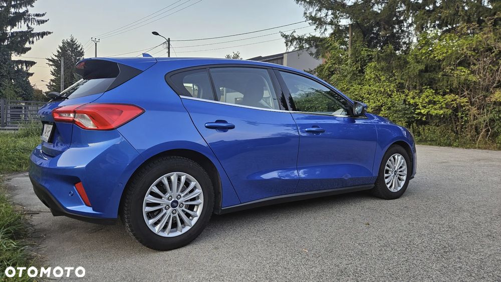 Ford Focus 1.5 EcoBoost Titanium - 4