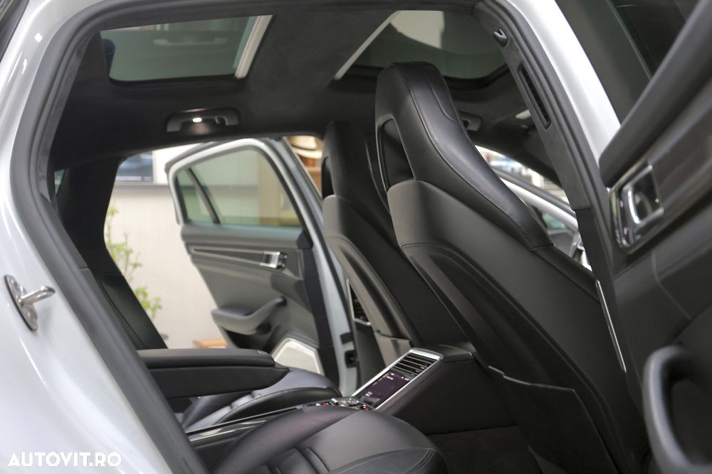 Porsche Panamera Turbo S E-Hybrid Executive - 29