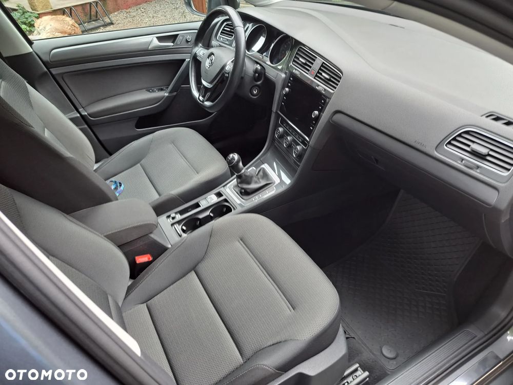 Volkswagen Golf VII 1.6 TDI BMT Highline - 28