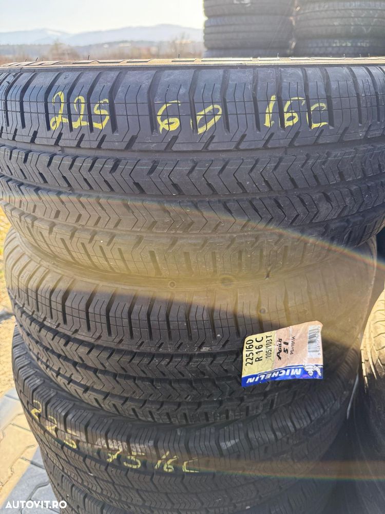225 60 16C MICHELIN NOI - 1