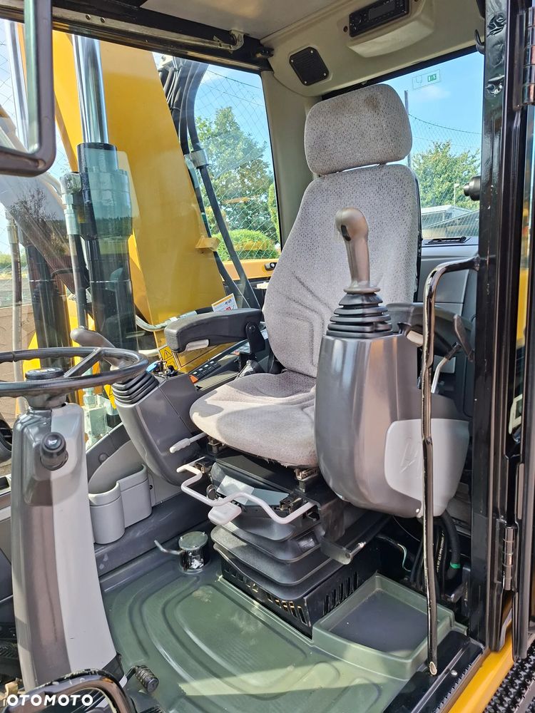 Caterpillar CAT M 313 D - 29
