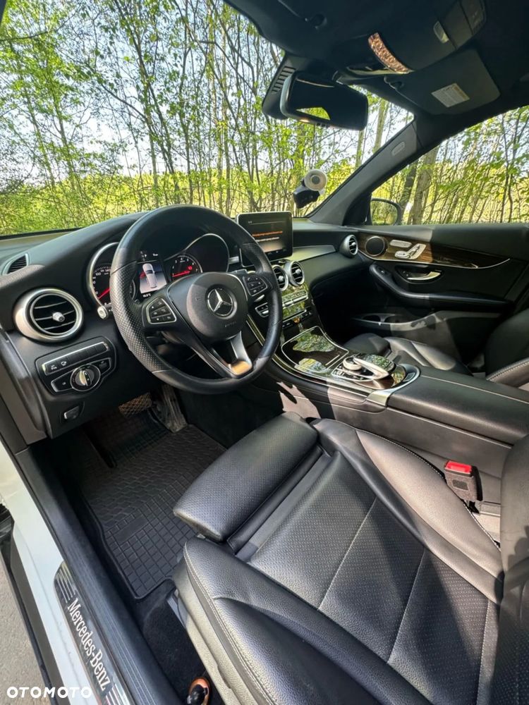 Mercedes-Benz GLC 300 4-Matic - 6