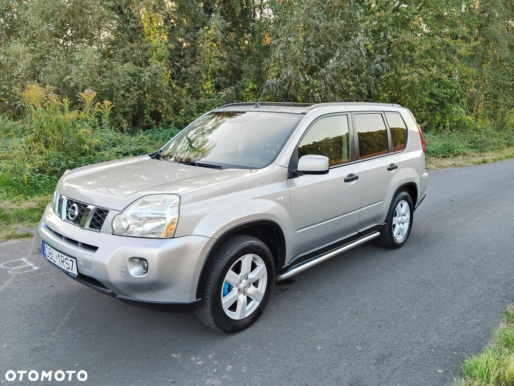 Nissan X-Trail 2.0 dCi 4x4 DPF SE - 37