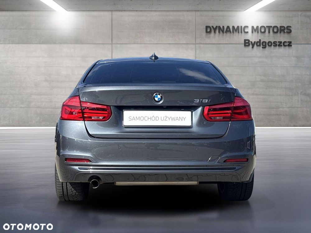 BMW Seria 3 318i Sport Line - 5