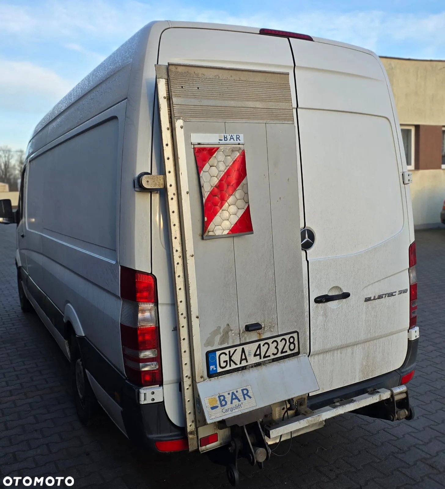 Mercedes-Benz Sprinter 319 - 9