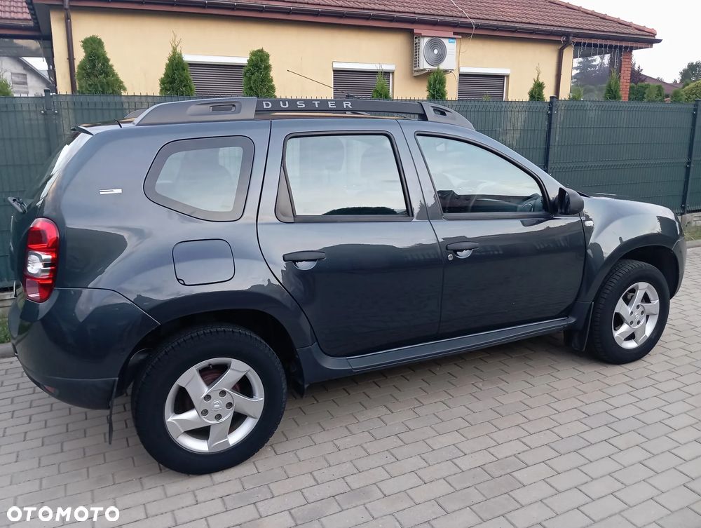 Dacia Duster 1.6 SCe Laureate S&S - 24
