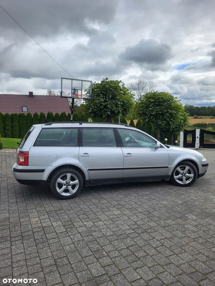 Volkswagen Passat 1.9 TDI 4Mot Comfortline - 5